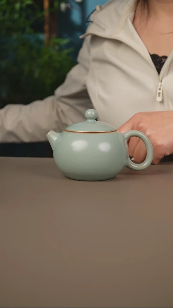 仿古天青西施壶微暇