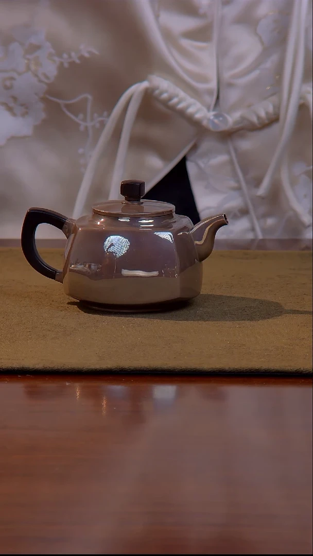 大千手作 四方 紫皮 足银 泡壶