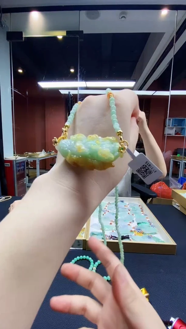 颈饰未镶嵌翡翠翡翠吊坠