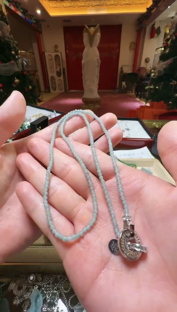 【闪购商品】翡翠吊坠(不含链)未镶嵌翡翠