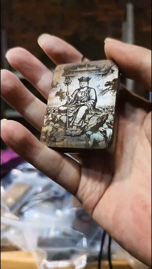 金丝楠无事牌手把件