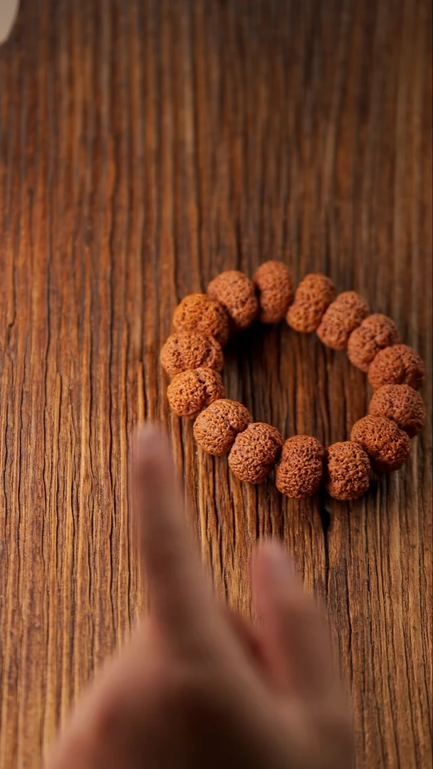 手串金刚菩提24mm超矮桩夹板菠萝蜜