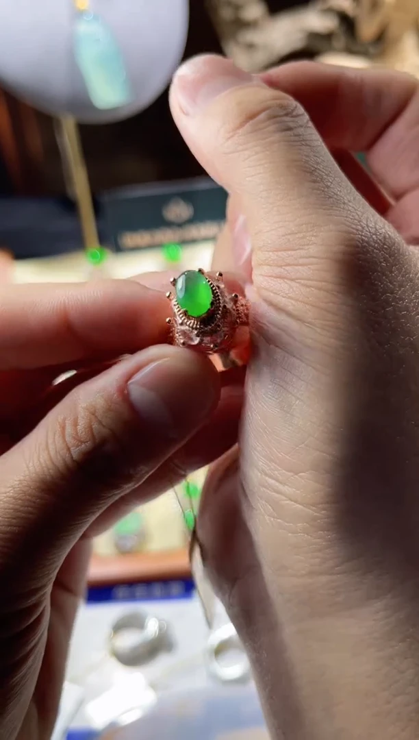 【闪购商品】翡翠颈饰未镶嵌6号链接佳佳翡翠