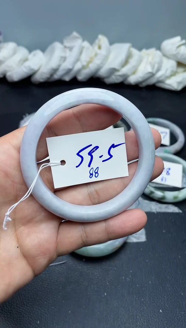 未镶嵌手镯翡翠88