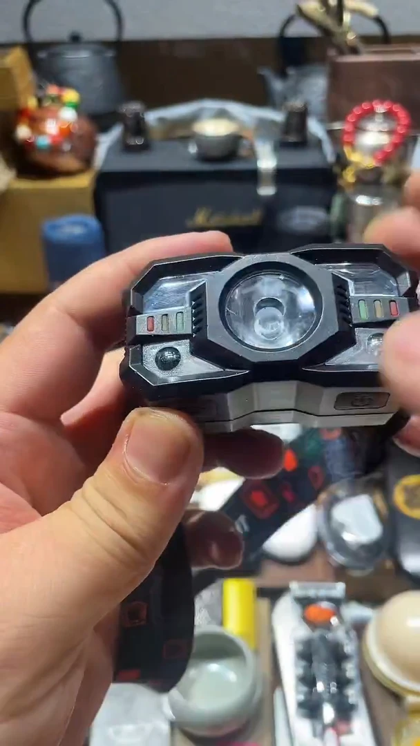 瓷片闪购商品 如图所示