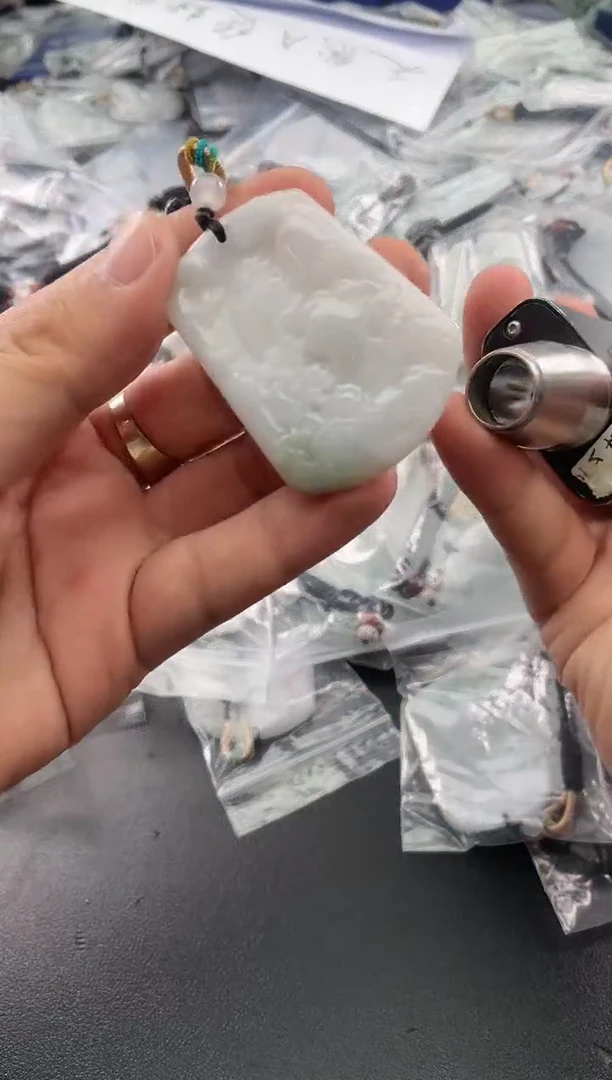 颈饰未镶嵌翡翠25/11/26/.185