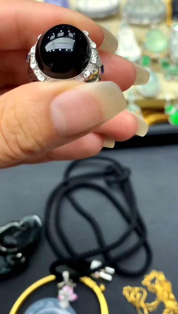 18K金镶嵌戒指翡翠464-中国好珍宝