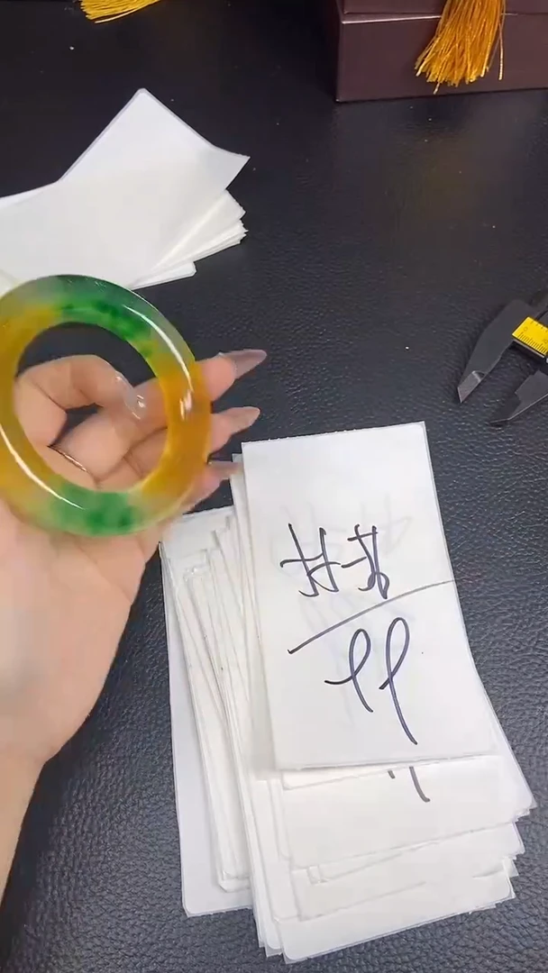 未镶嵌手镯石英质玉 时尚手镯时尚美人镯55-56