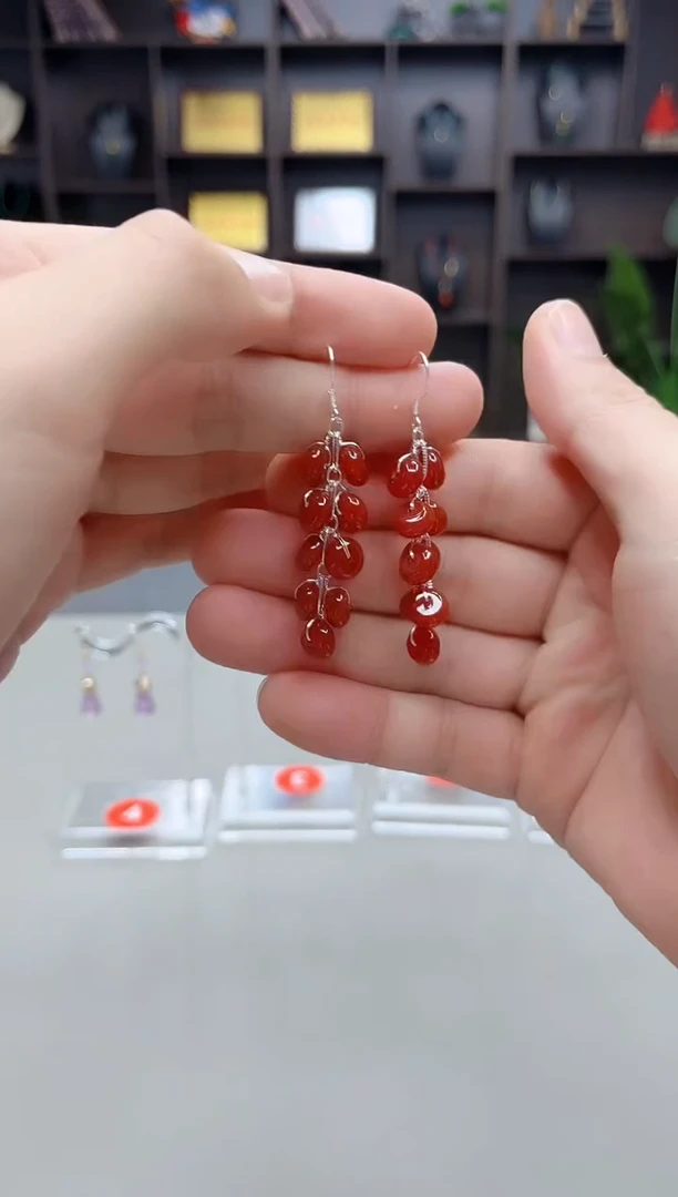 未镶嵌耳饰玛瑙/玉髓337000