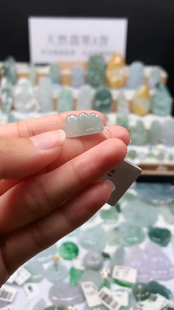 吊坠(不含链)未镶嵌翡翠60福豆