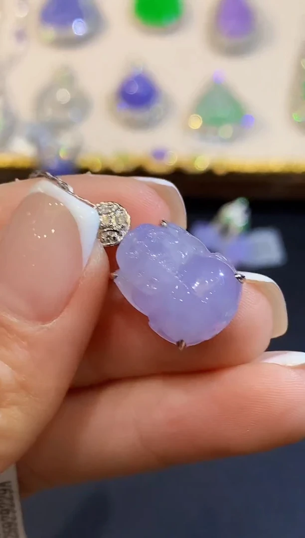 翡翠18K金镶嵌吊坠(不含链)SF多样性发其一