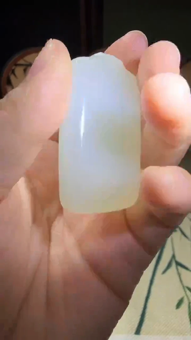 吊坠(不含链)未镶嵌和田玉新疆于田赛迪库拉姆冰坑料无事牌