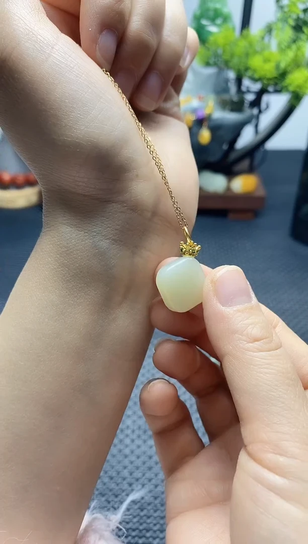 【闪购商品】和田玉颈饰银S925镶嵌菱形吊坠