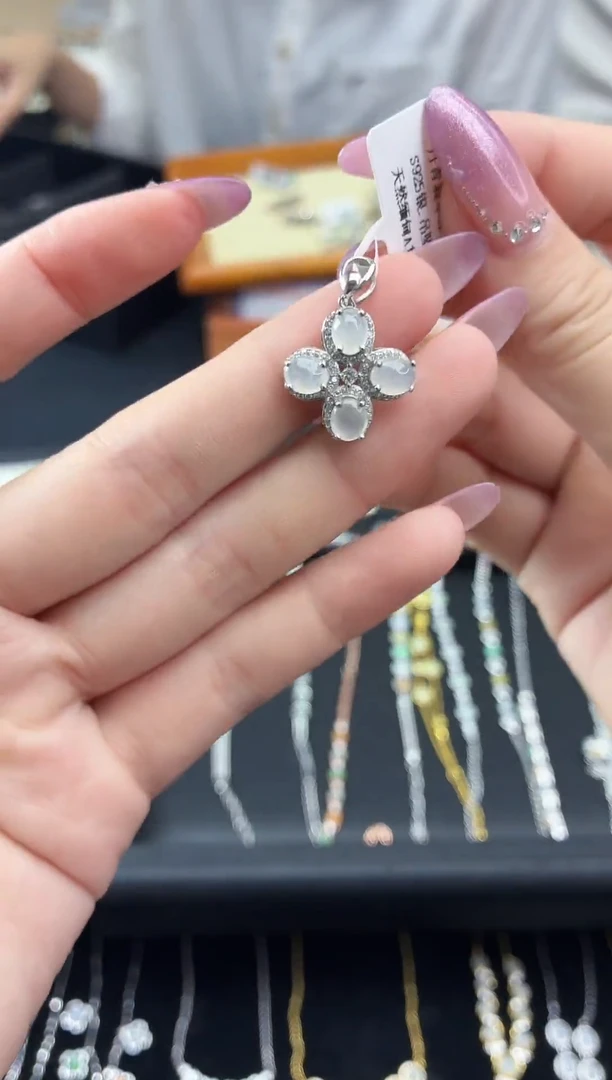 颈饰银S925镶嵌翡翠张**子1111111