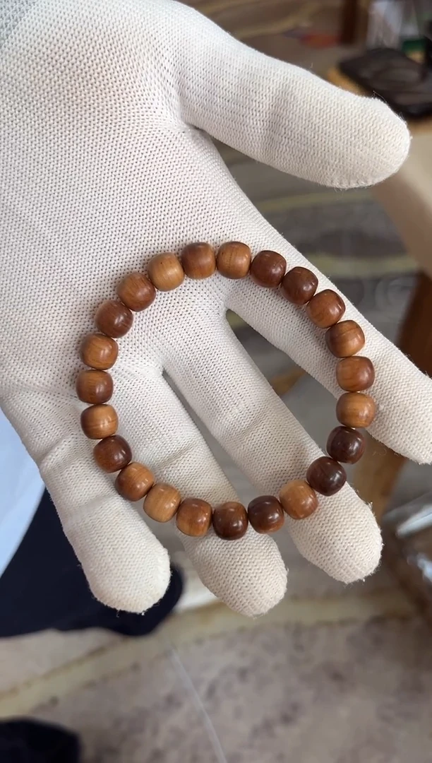 檀香木手串/手链正区老山檀 四抛老料 8.5*9横纹 黑肉沉水