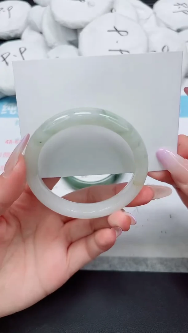 石英质玉手镯未镶嵌75-57.9