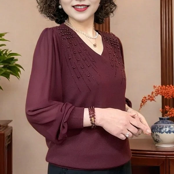 V领宽松型常规款常规中老年女装小衫女装时尚洋气宽松妈妈装