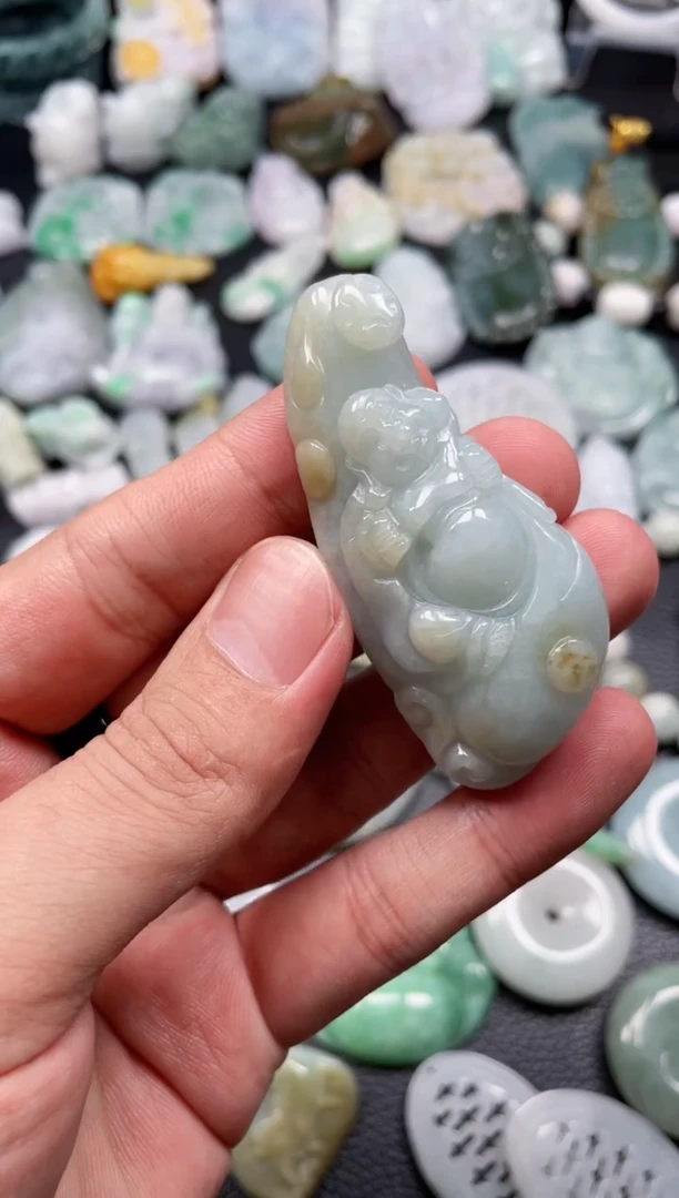 翡翠未镶嵌颈饰天然翡翠a货