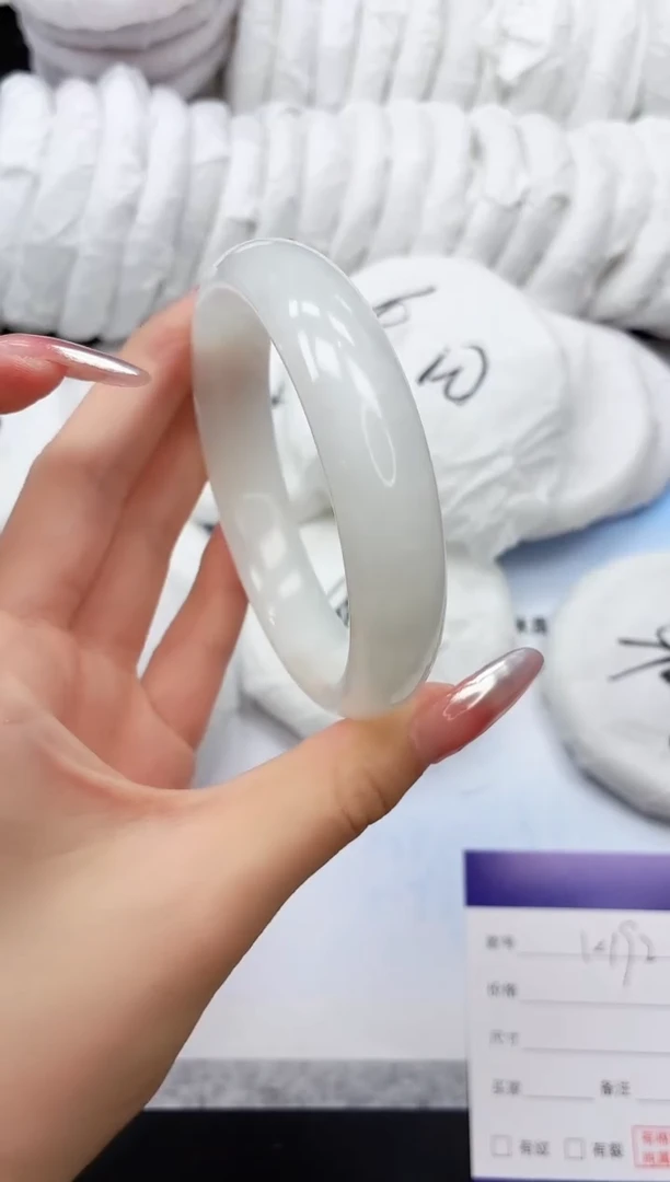 和田玉手镯未镶嵌12K192-62