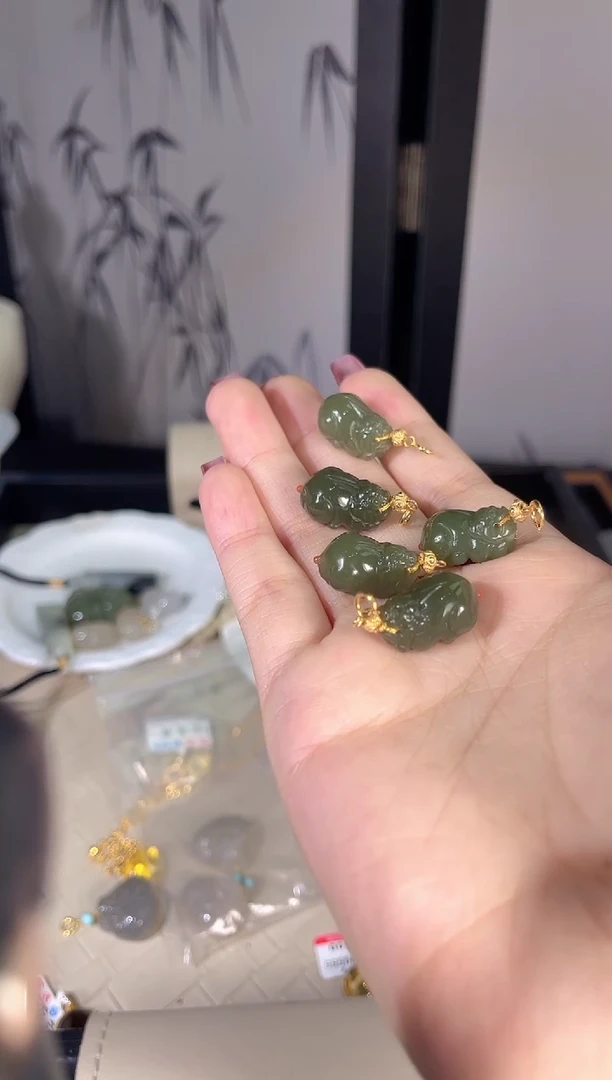 和田玉银S925镶嵌吊坠(不含链)多样性发货其一孤品默认微瑕