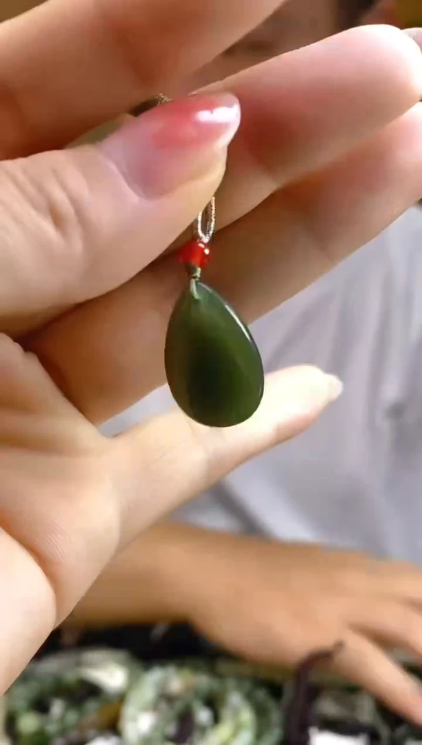 和田玉未镶嵌颈饰多样性发货，拍一发一