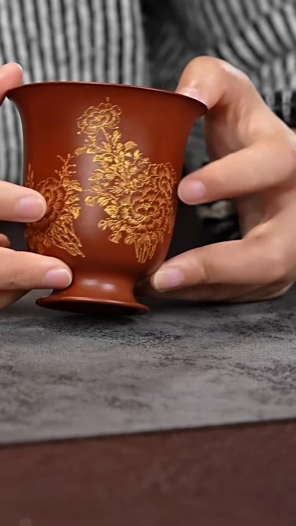 茶杯紫泥宫灯杯牡丹