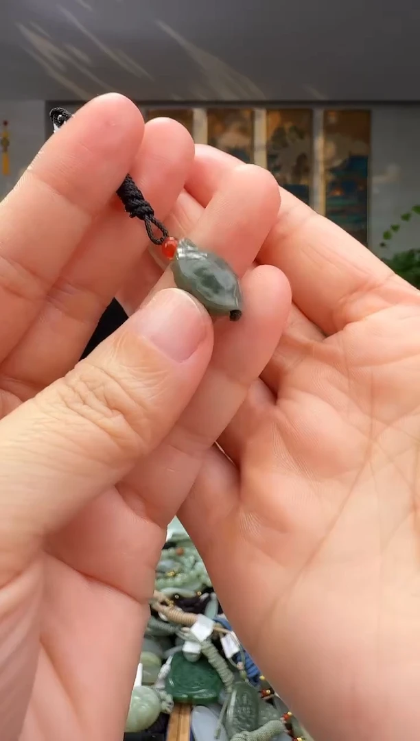 未镶嵌和田玉挂件拍一发一