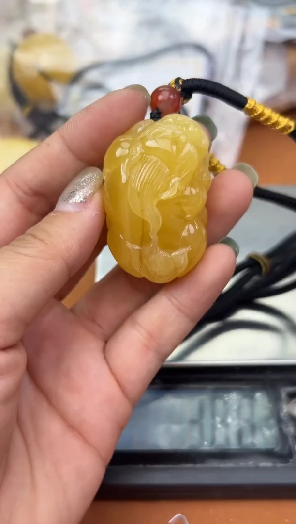未镶嵌蜜蜡裸石蜜蜡吊坠