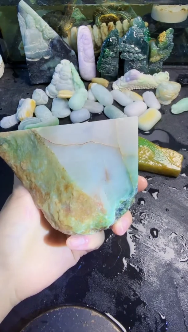颈饰未镶嵌翡翠眯*鱼天然翡翠043