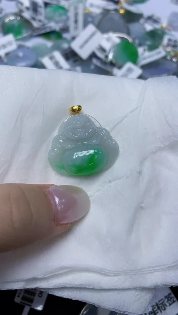 翡翠18K金镶嵌颈饰天然缅甸翡翠A货