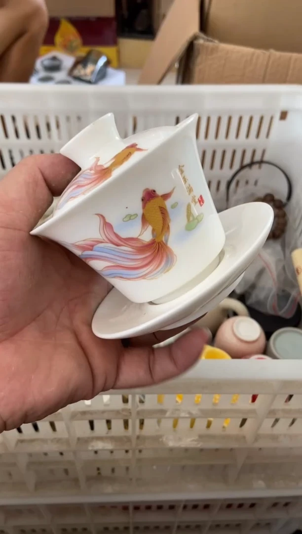 杯无运费险有瑕疵的摄影的产品有使用过的痕迹有点脏介意勿拍