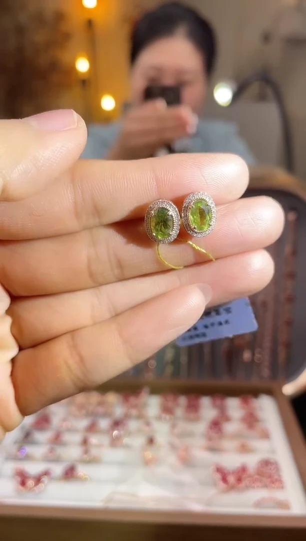 银S925镶嵌耳饰橄榄石耳饰