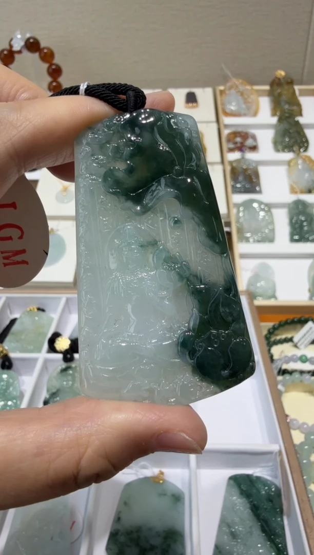 未镶嵌挂件翡翠啥***住A货翡翠多样性孤品