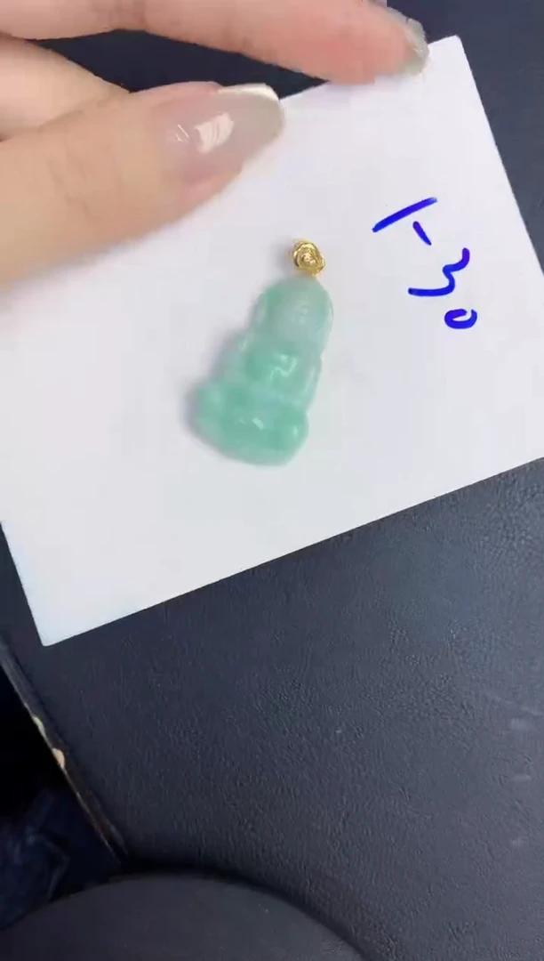 翡翠未镶嵌颈饰缅甸天然翡翠A货