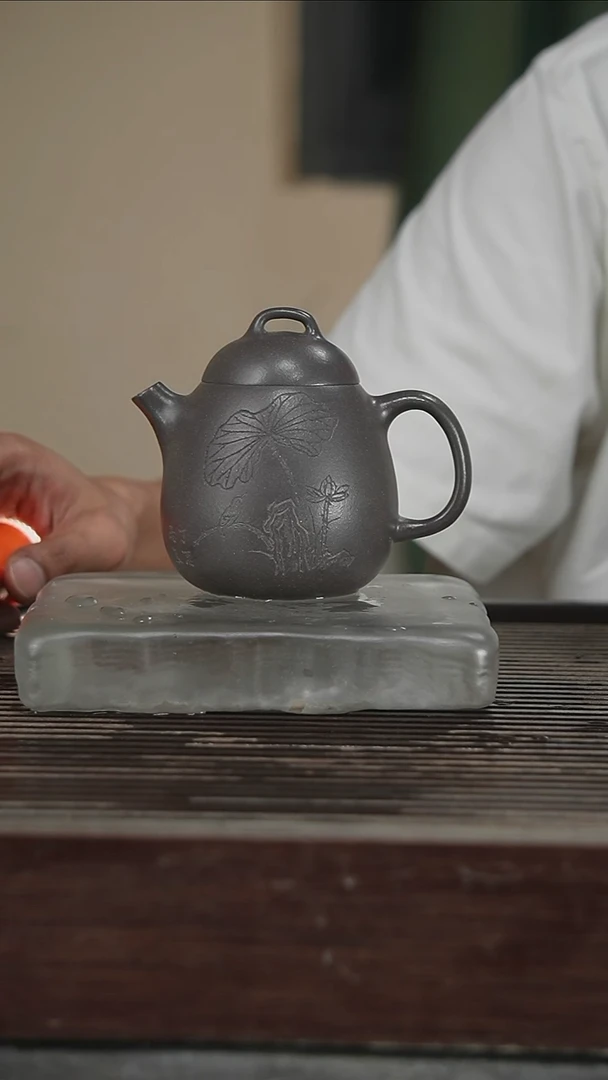 茶壶紫砂倪新安，带证200CC65号