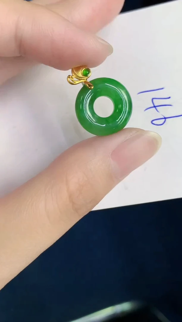 颈饰未镶嵌翡翠天然翡翠缅甸A货