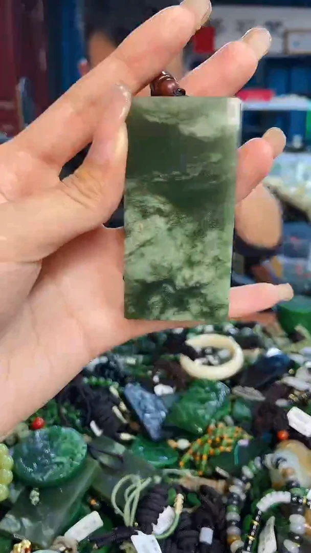 未镶嵌和田玉挂件1