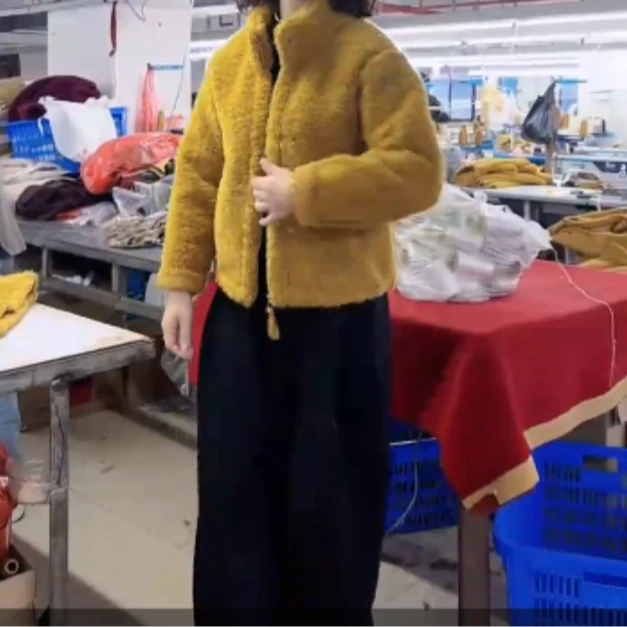 2025冬季时尚潮流百搭精品女装外套裤子美OXXA