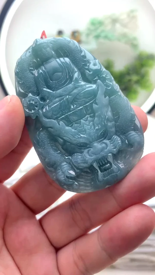 颈饰未镶嵌翡翠大日如来