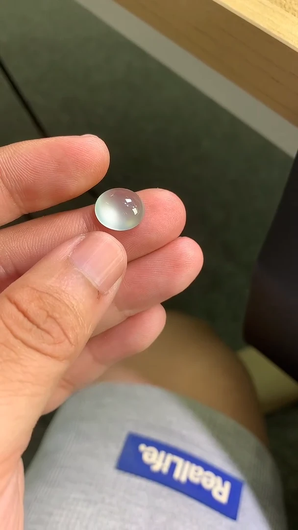 翡翠未镶嵌颈饰蛋面
