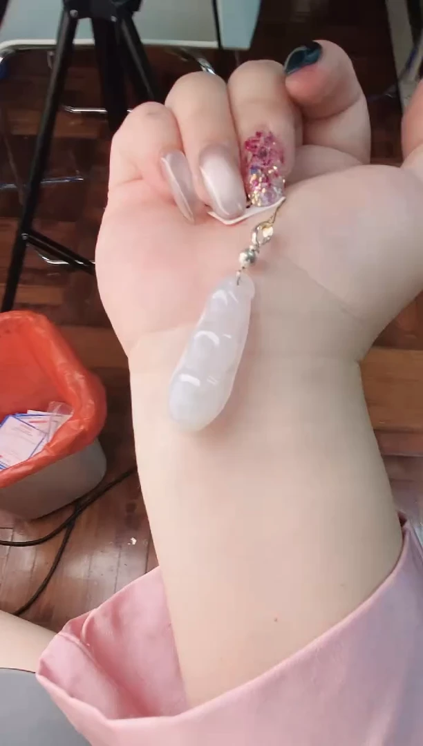 【闪购商品】翡翠颈饰未镶嵌天然缅甸A货翡翠颈饰配绳带礼盒