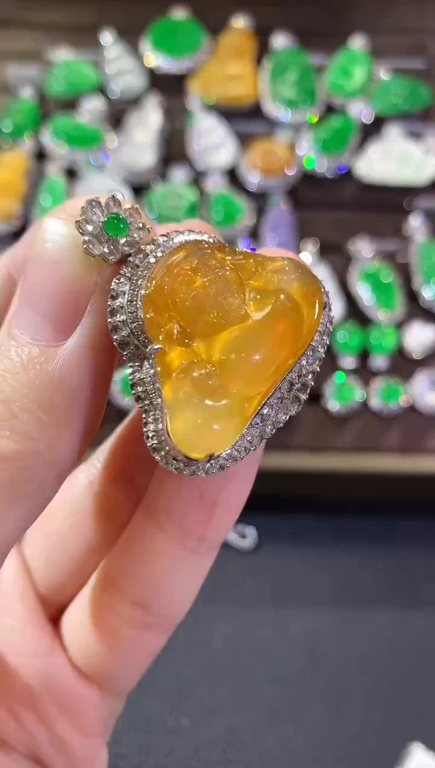 吊坠(不含链)18K金镶嵌翡翠冬日珠宝Q41