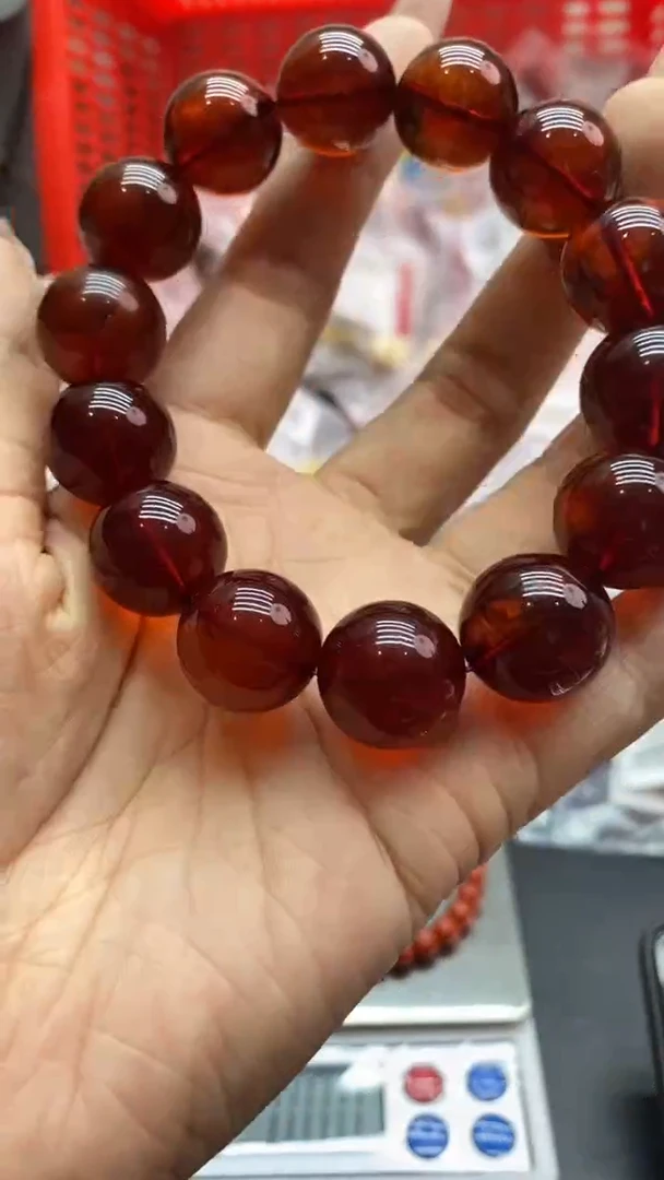 琥珀未镶嵌珠宝奇石160