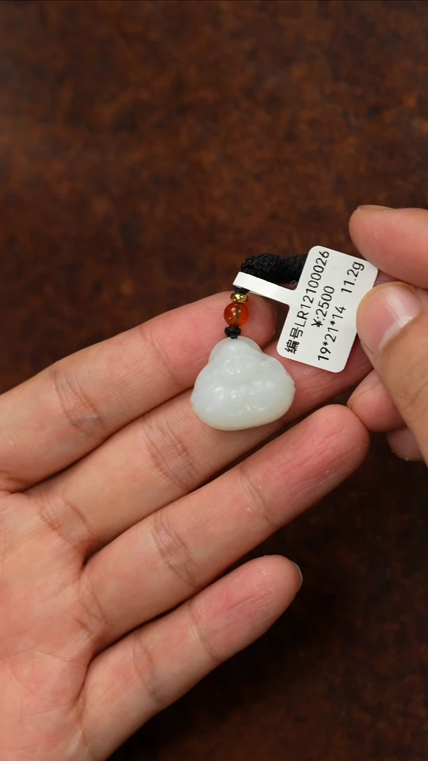 颈饰未镶嵌和田玉LR  吊坠