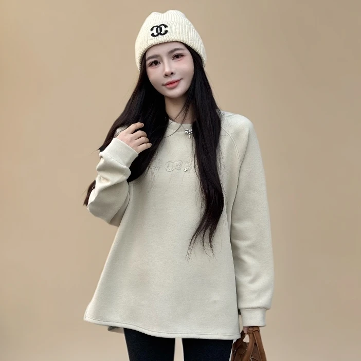 宿慕SUMU宽松舒适加绒卫衣女装2025新款冬季字母刺绣时尚上衣1679