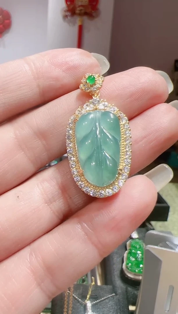 【闪购商品】翡翠颈饰合金202521456