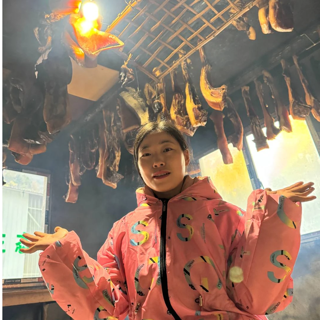 4号神农架烟熏土猪腊肉［琳琳代卖］笋 现场称重 默认烧皮