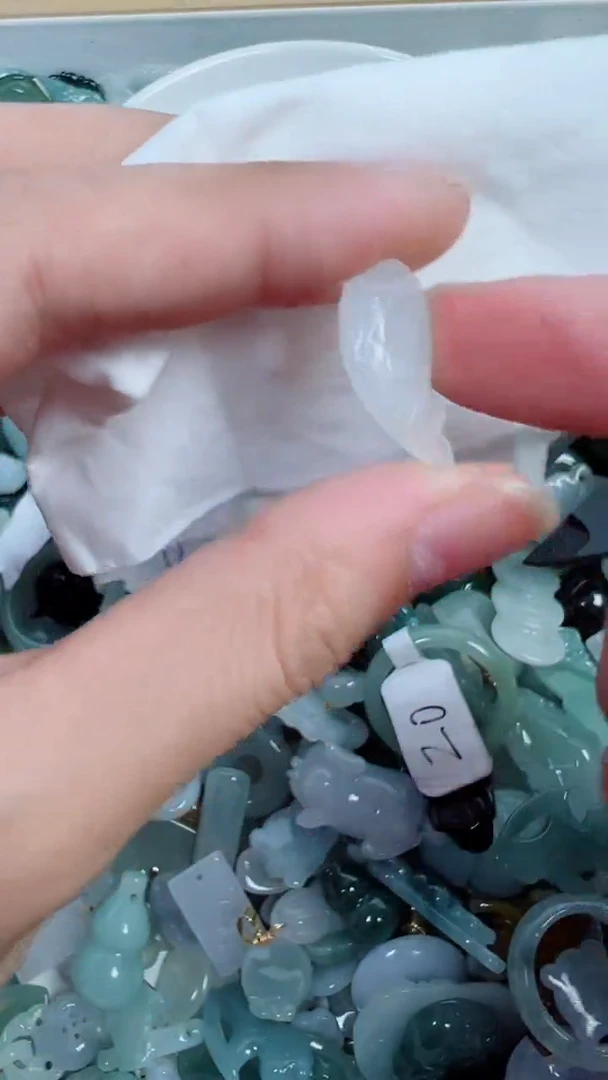 散珠翡翠821号链接，A货翡翠