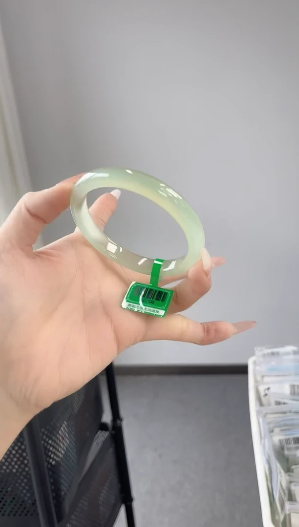 【闪购商品】玛瑙/玉髓手镯未镶嵌60-61圈