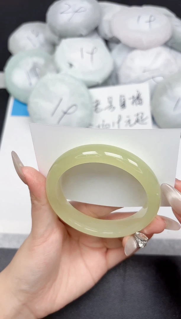 未镶嵌手镯石英质玉265-59-60